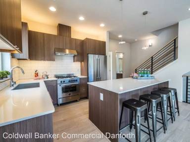 Main picture of 3834 California Ave SW