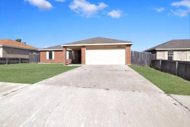 Main picture of 4601 Janelle Dr
