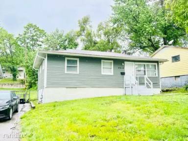 Main picture of 4618 Lawn Ave