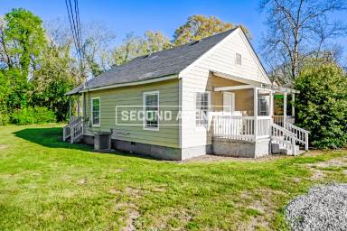 Main picture of 416 N 2nd St