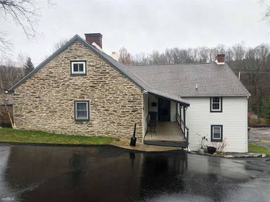 Main picture of 2103 Strasburg Rd