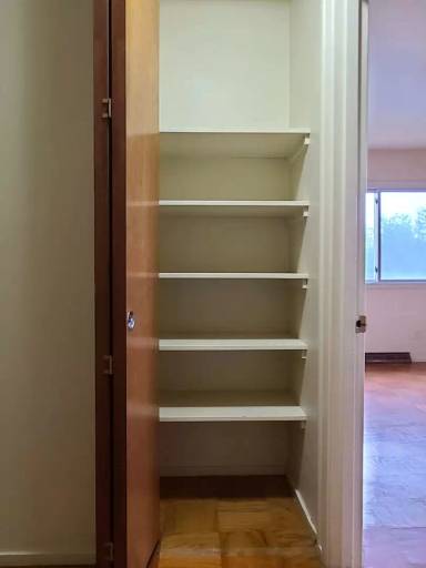 Main picture of 497 Mustang St