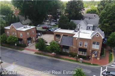 Main picture of 216 E Dover St