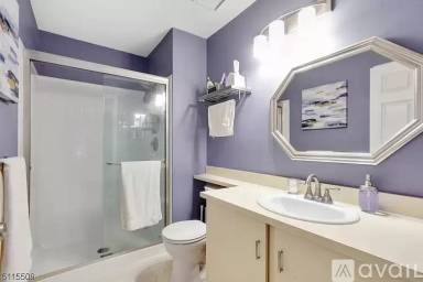 Main picture of 340 Penns Way