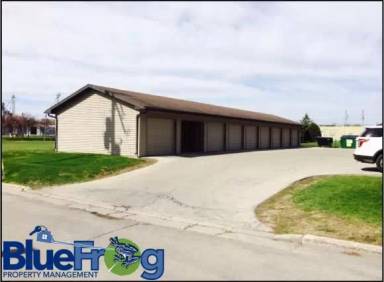 Main picture of 230 Robbins Street - 2
