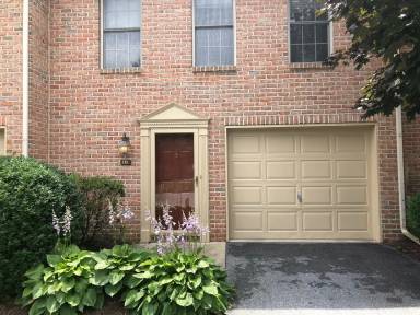 Main picture of 182 Crown Pointe Dr