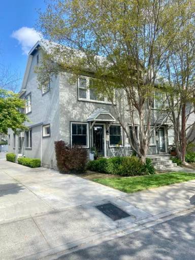 Main picture of 946 35th St