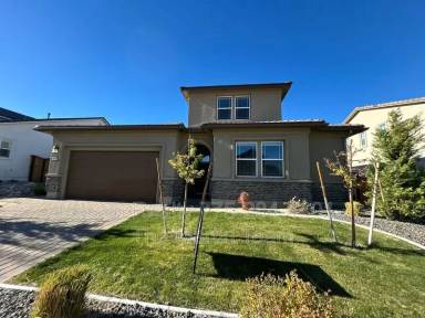 Main picture of 293 Commodore Dr