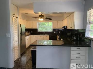 Main picture of 2450 Orlando Rd