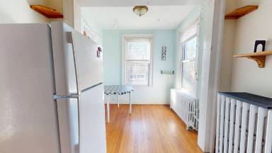 Main picture of 69 Clark St