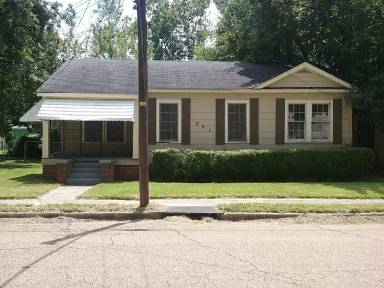 Main picture of 325 Spanish Ct