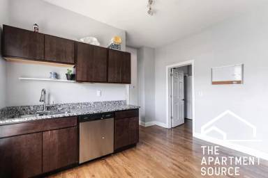 Main picture of 2818 N Drake Ave