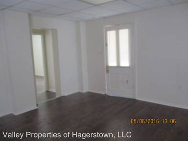 Main picture of 620 N Mulberry St