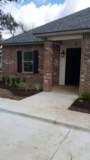 Main picture of 5833 Nobie Ln
