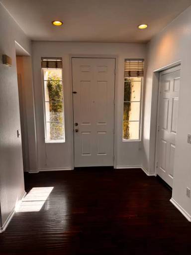 Main picture of 17 Mesa Cir