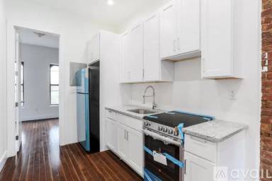 Main picture of 167 Starr St