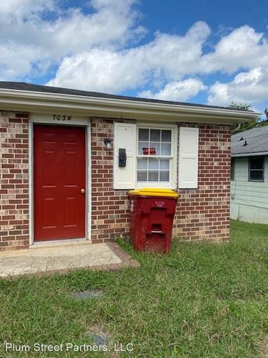 Main picture of 701 Plum St