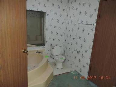 Main picture of 811 Walton St