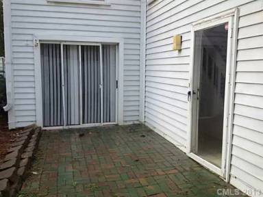 Main picture of 7121 Stonington Ln