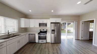 Main picture of 5217 Tipton St