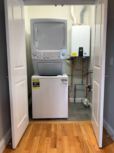 Main picture of 11 Goodhue St