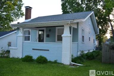 Main picture of 413 Kreitzer Ave