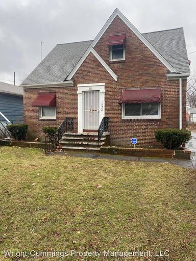 Main picture of 14906 Harvard Ave