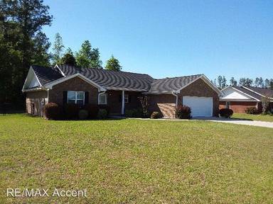 Main picture of 163 Pecan Dr NE