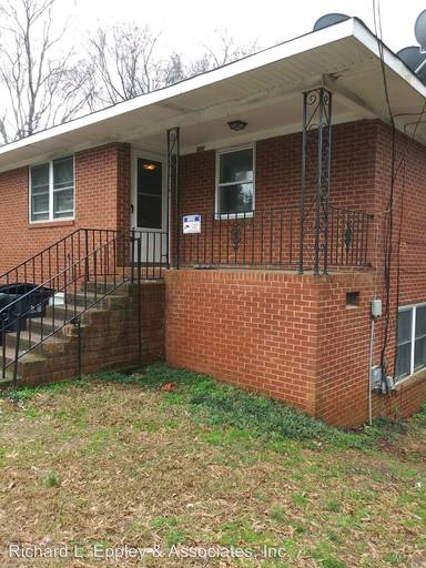 Main picture of 921 Parker St