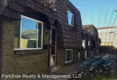 Main picture of 8351 Fox St