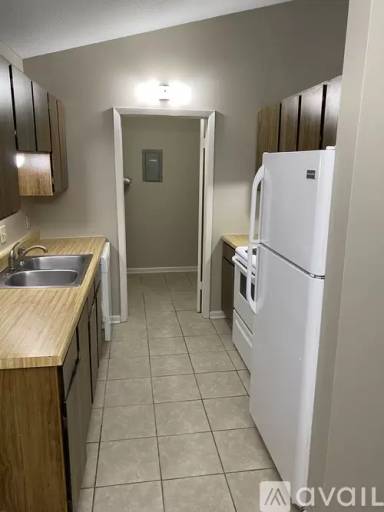 Main picture of 100 Cougar Rdg