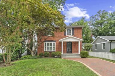 Main picture of 18 Steele Ave