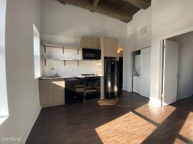 Main picture of 1325 W Wilson Ave Apartments