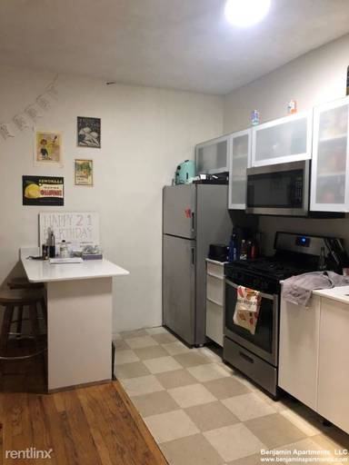 Main picture of 37 Cunard St