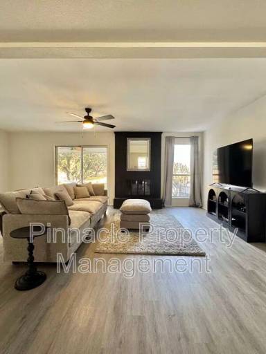 Main picture of 2408 Lindenwood Dr