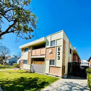 Main picture of 633 Walnut St