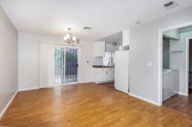 Main picture of 4330 Planet Cir