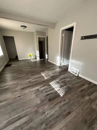 Main picture of 919 S Sherman Ave