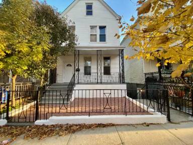Main picture of 68 Sunnyside Ave