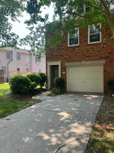 Main picture of 639 Todd Trl