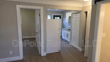Main picture of 5915 N Wayne Rd