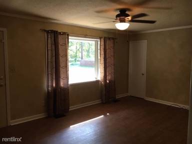 Main picture of 307 Willow Rd