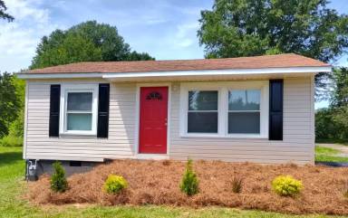 Main picture of 105 Bingo Ln