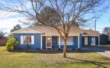 Main picture of 106 N Fraser Dr