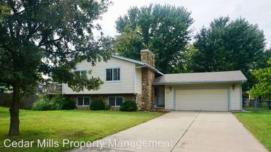 Main picture of 1609 N Main St