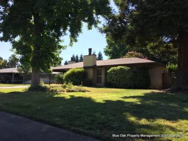 Main picture of 455 Waterford Dr