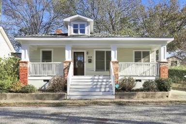 Main picture of 515 S Saunders St