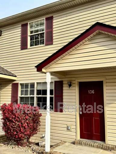 Main picture of 136 Mount Vernon Ln