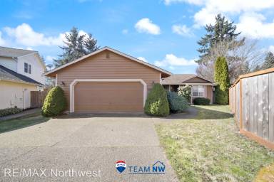 Main picture of 8629 Sebastian Dr NE