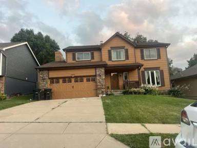 Main picture of 16911 Holmes Cir